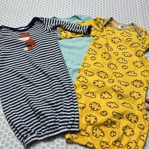 Gerber Set of 3 Sleep Sacks with Open Bottom Size 0-6 Months